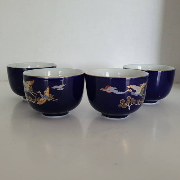 Vintage Japanese Porcelain Cobalt Blue Yunomi Sencha Tea Cups Flying Crane 4pcs - Picture 2 of 11